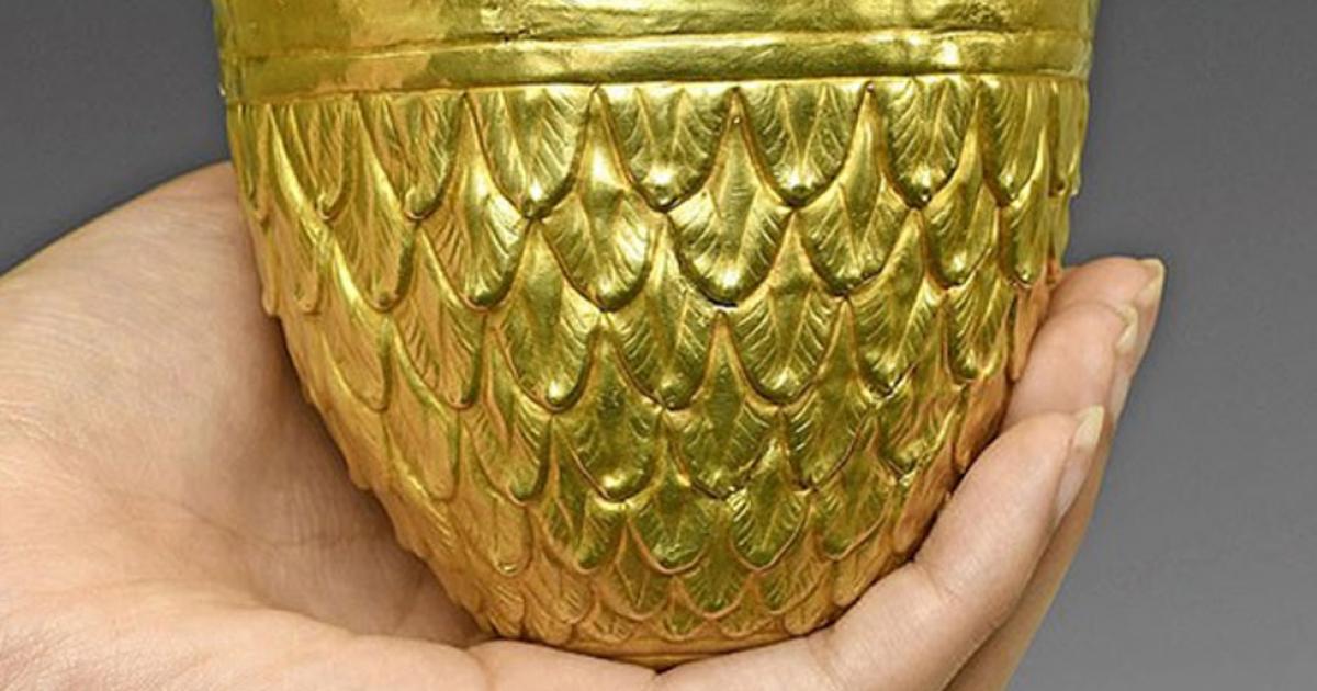 The 3000 year old Scythian gold ritual vessel is on action. Source: Timeline / Fair Use.