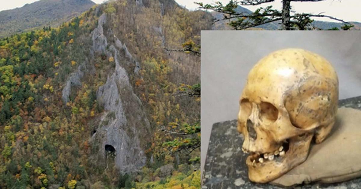 Devil's Gate Cave in far east Russia. (Yuriy Chernyavskiy/Creative Commons) Insert: A human skull found at Devil’s Gate Cave from 7,700 years ago. (Ulsan Institute of Science and Technology)