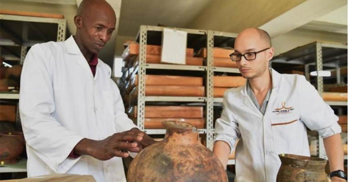Paper co-author Steven Goldstein discussing pottery traditions associated with early farmers in Kenya with Christopher Kirwa of NMK Source: Jennifer Miller