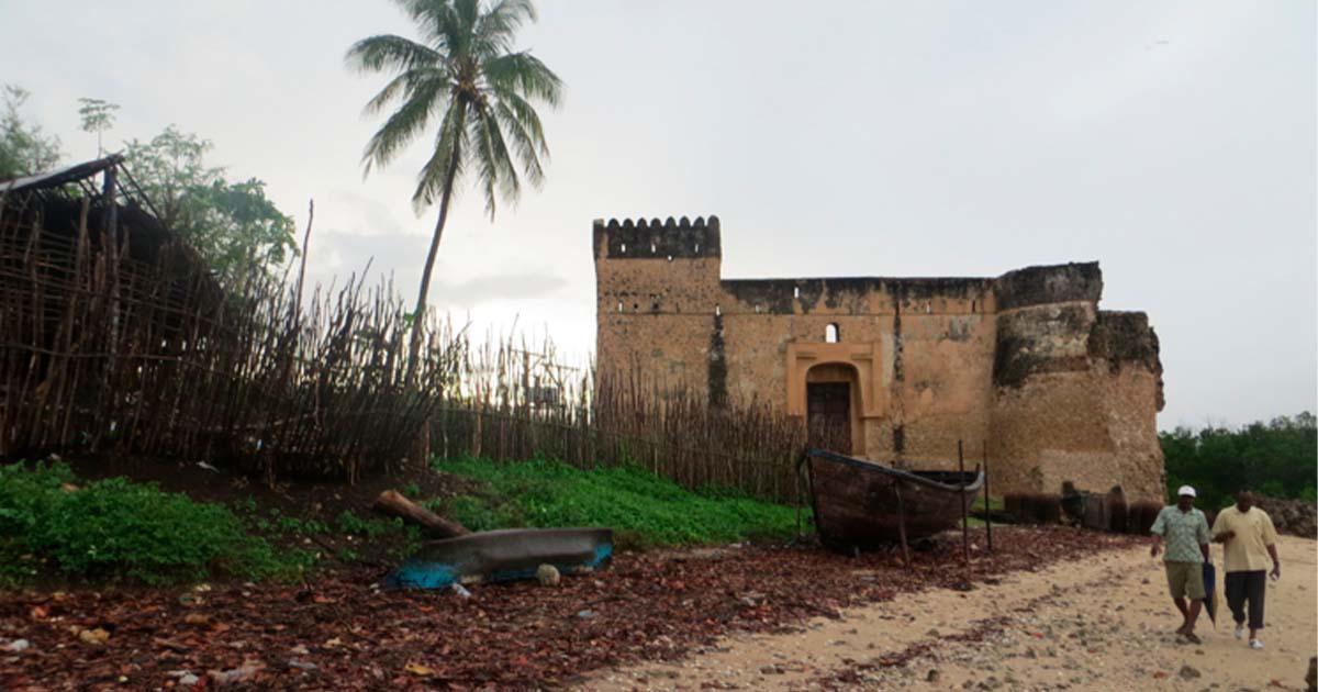 Ruins of the 9th‐Century City of Kilwa Kisiwani, where some Swahili have their origins. Source: Gereza/CC BY-NC-ND 2.0