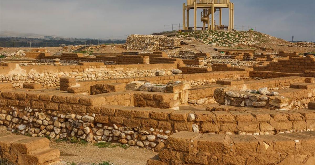 Ruins of the biblical Beersheba, Tel Be'er Sheva, Israel           Source: lic0001 / Adobe Stock