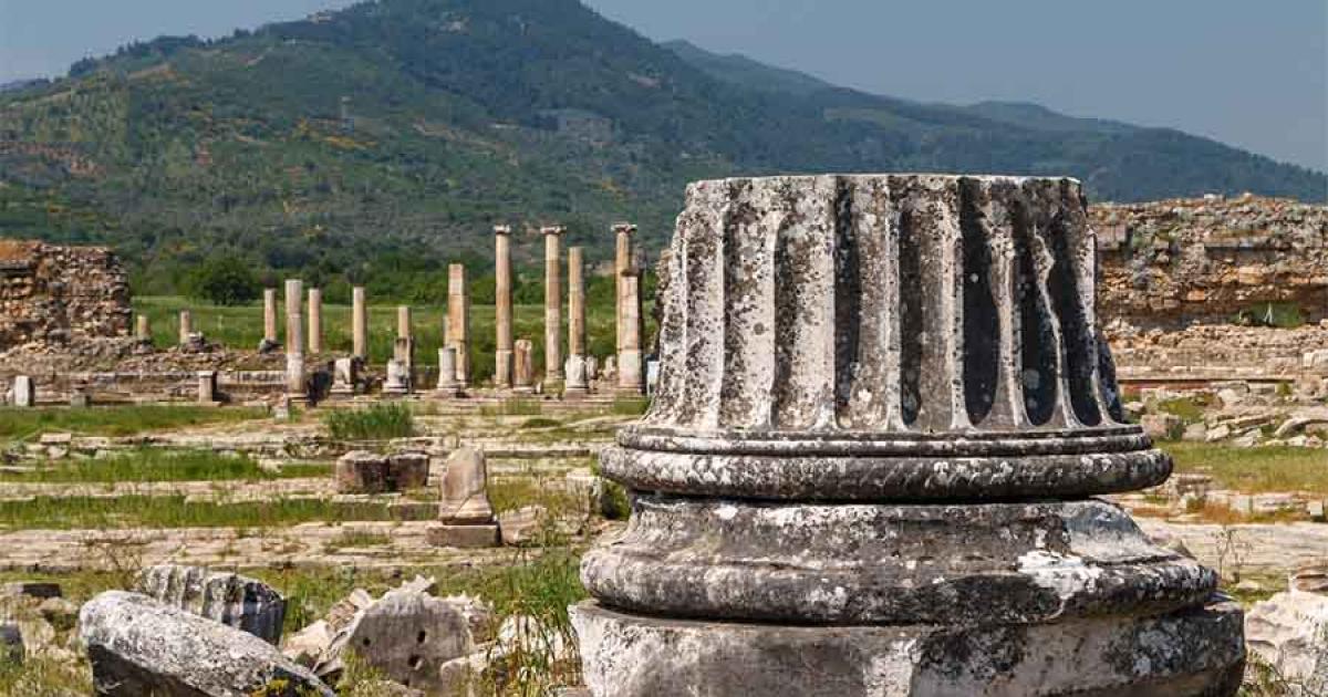 The temple of Zeus has been found amongst the ruins of the ancient city Magnesia (Magnesia on the Maeander), Turkey       Source: lic0001 / Adobe Stock