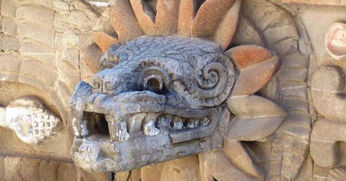 A depiction of Quetzalcoatl as a feathered serpent in Teotihuacan 