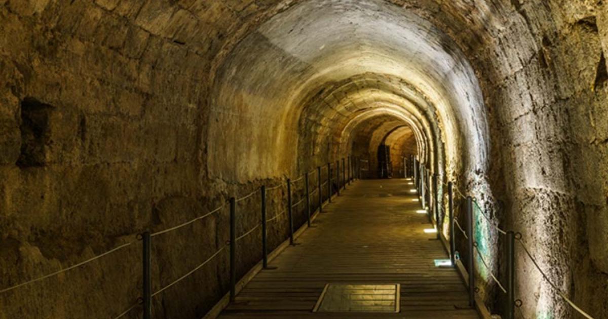 The Templar’s Tunnel (olegmayorov / Adobe Stock)