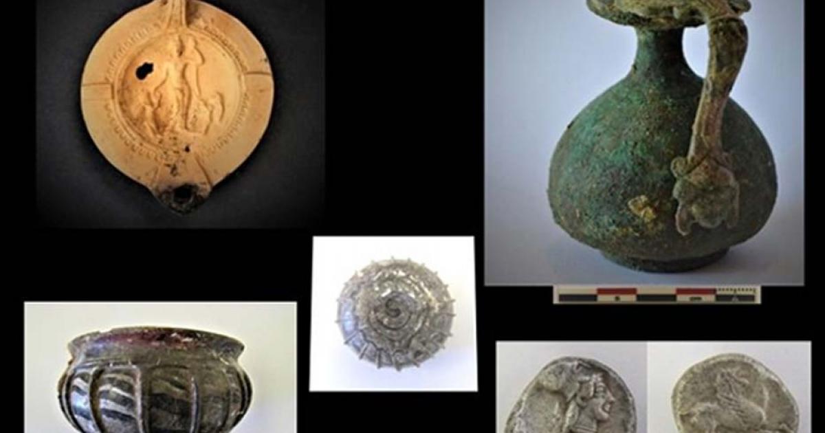 The findings included vases and a series of lamps, notably some included depictions of the Roman goddess Venus and two cupids.