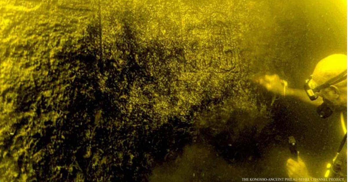 The stone carvings found during a diving expedition near Aswan, Egypt.	Source: © Dr Cristian Craciun/Egyptian Ministry of Tourism and Antiquities