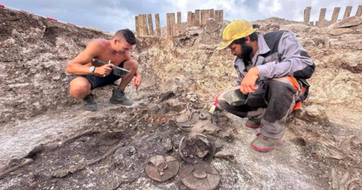 Researchers at the excavation of the 2nd-century BC Thracian warrior burial