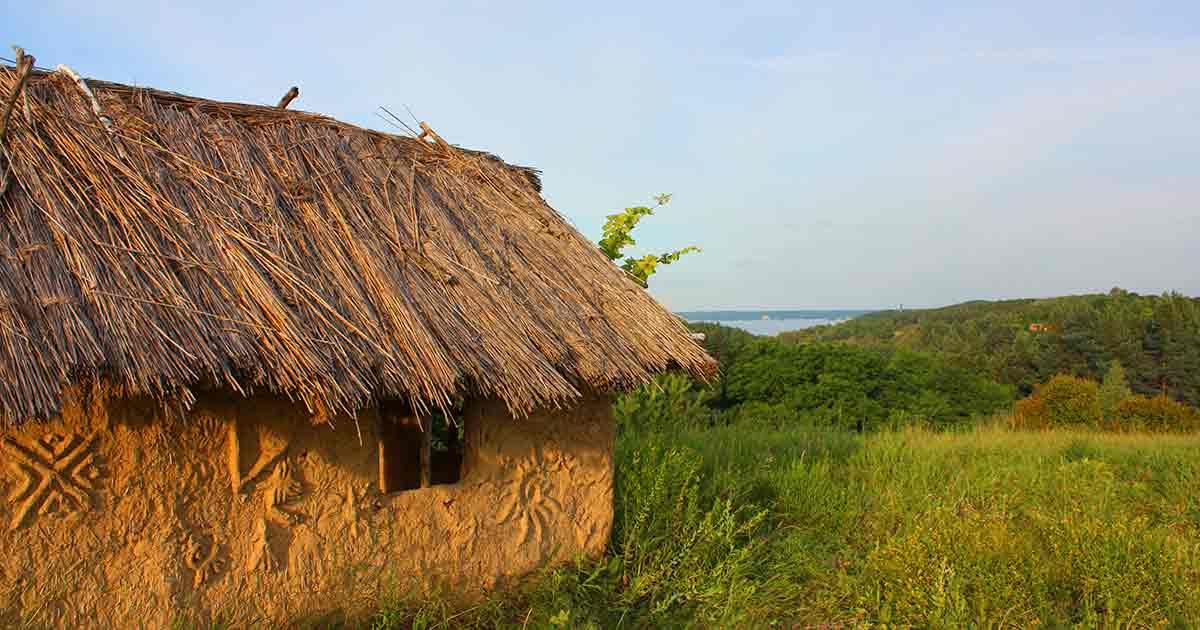 Reconstruction of a house of the Trypillia Culture in the Ukraine. Source: Lindasky76 / Adobe Stock