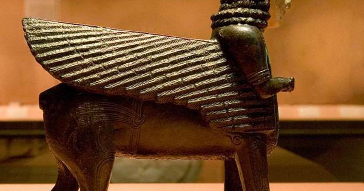 A bronze statue of Lama, Lamma, or Lamassu, an Assyrian protective deity that became one of the Urartian gods.	Source: EvgenyGenkin / CC BY-SA 4.0