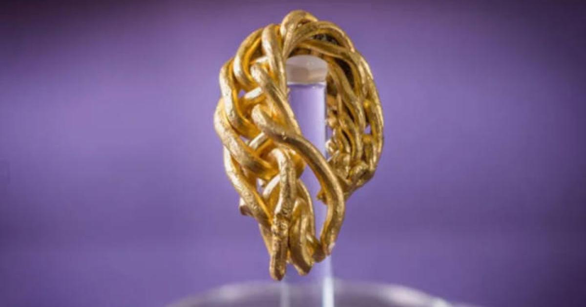 The gold arm bracelet fragment found on the Isle of Man.