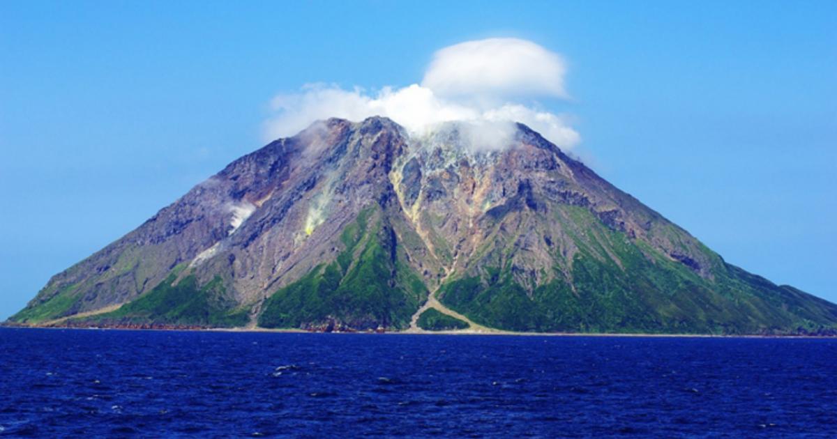 Mount Io, one of the still-active volcanoes