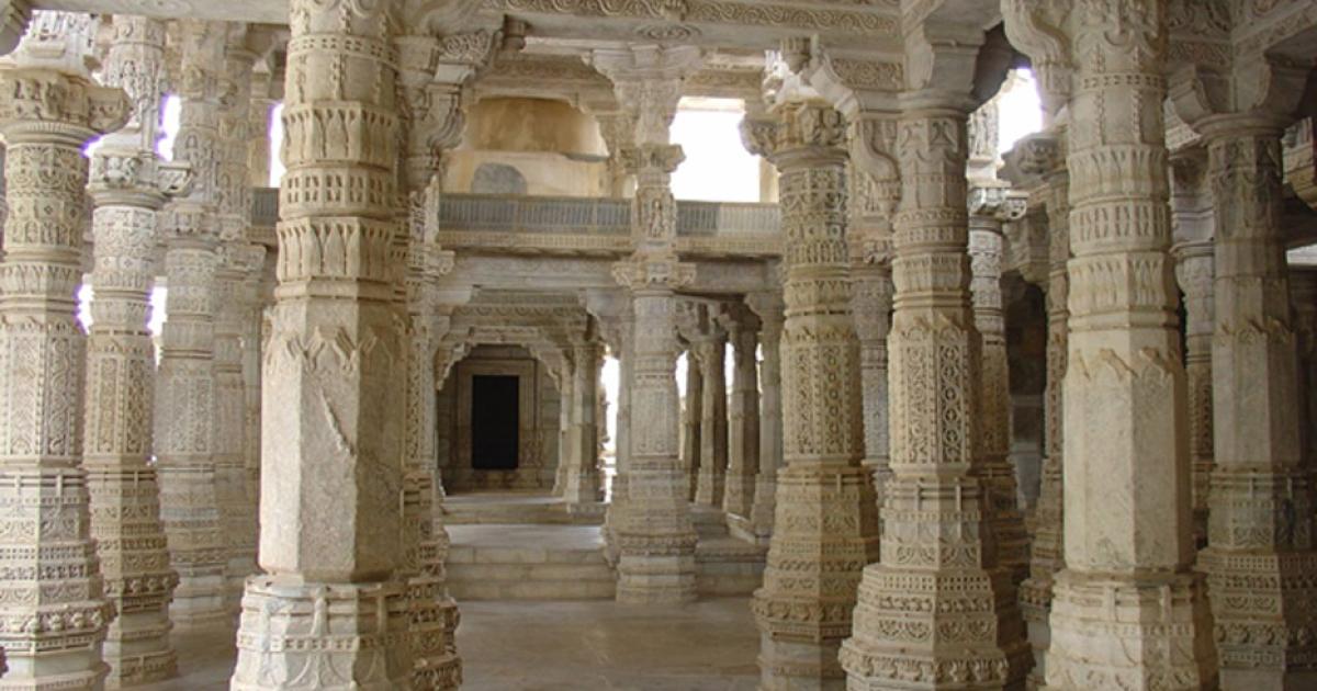 The White Temple of Ranakpur: 1444 Decorated Pillars and No Two are Alike!