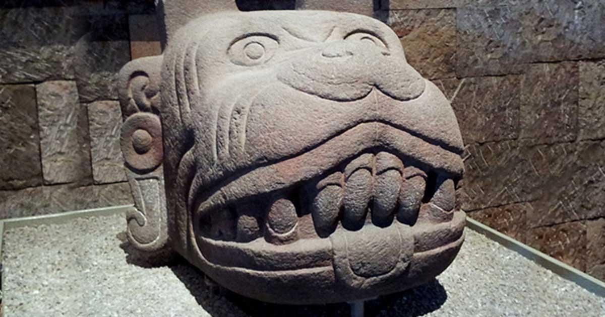 Aztec sculpture representing the head of the aztec god Xolotl, exhibited in the Mexico room of the Museo Nacional de Antropología de México.