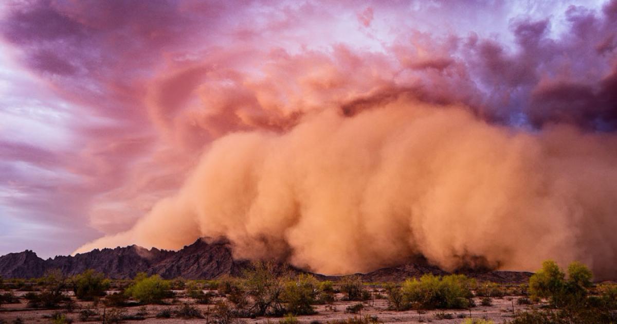 Sandstorms contributed to the Akkadian Empire fall.             Source: mdesigner125 / Adobe Stock