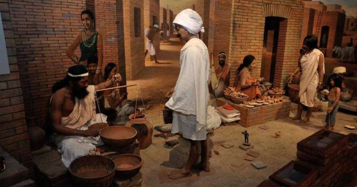 Diorama of people in the ancient Harappan culture (Indus Valley civilization).