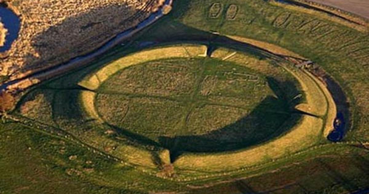 Ancient ring fortress - Vikings