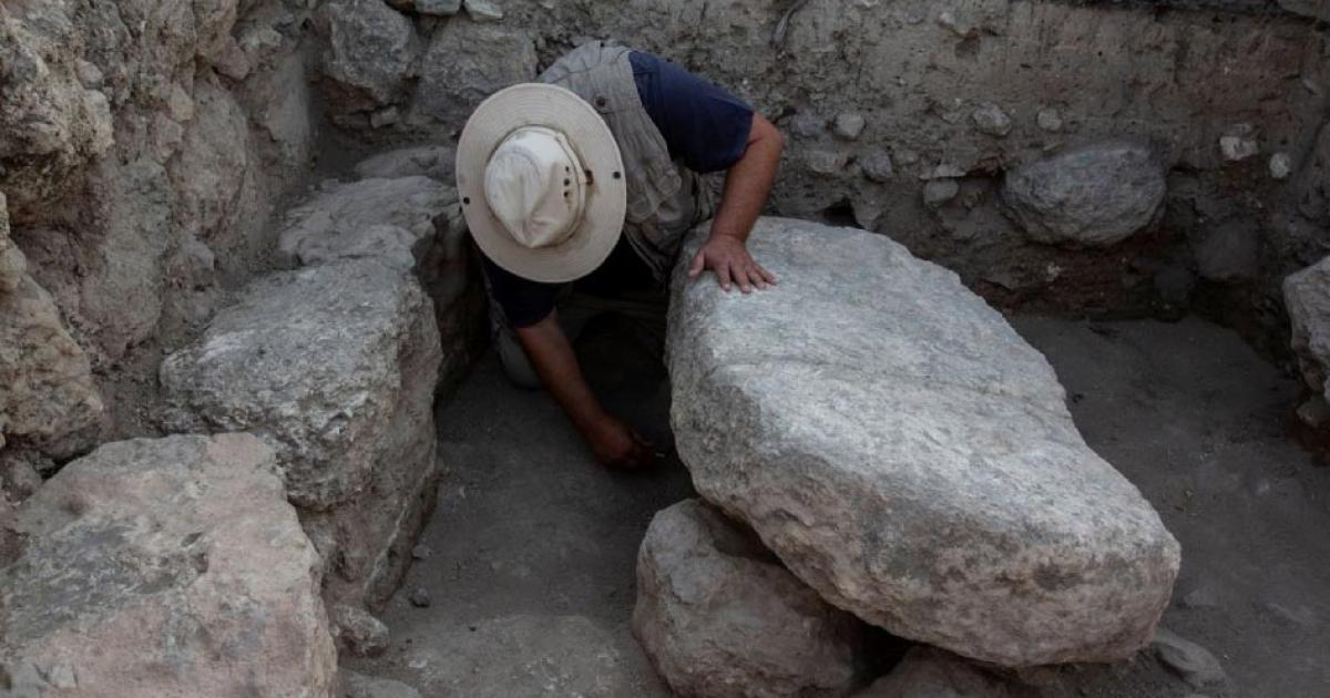 Stone table where the Ark of the Covenant may have once sat.  Source: Dr. Zvi Lederman