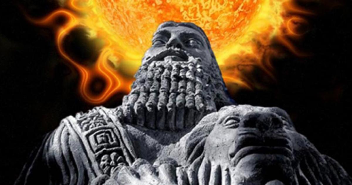 Deriv; Stone statue of Gilgamesh (CC BY 2.0), used here as a representation of an ancient Mesopotamian man. Background: Solar event. (CC0) Information provided by ancient Assyrian astrologers can help modern scientists predict future solar storms.