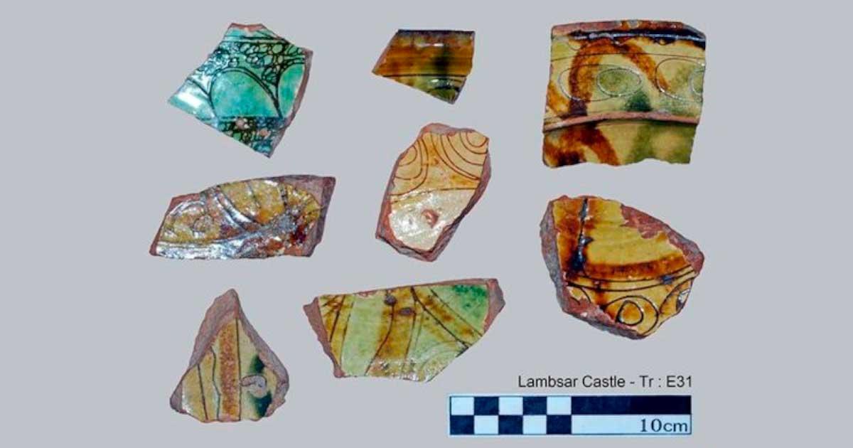 Astrolabe tile fragments recovered at Lambsar castle. Source: ILNA / Tehran Times