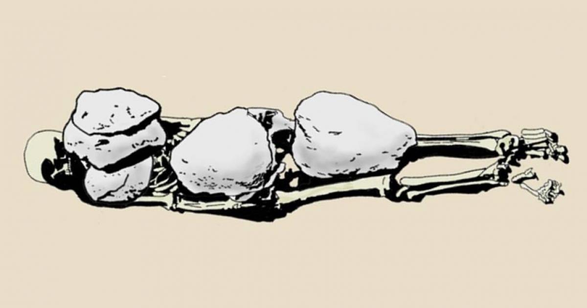 Drawing by D. Weiss of the burial in Tomb 693, from G. Di Stefano's journal.
