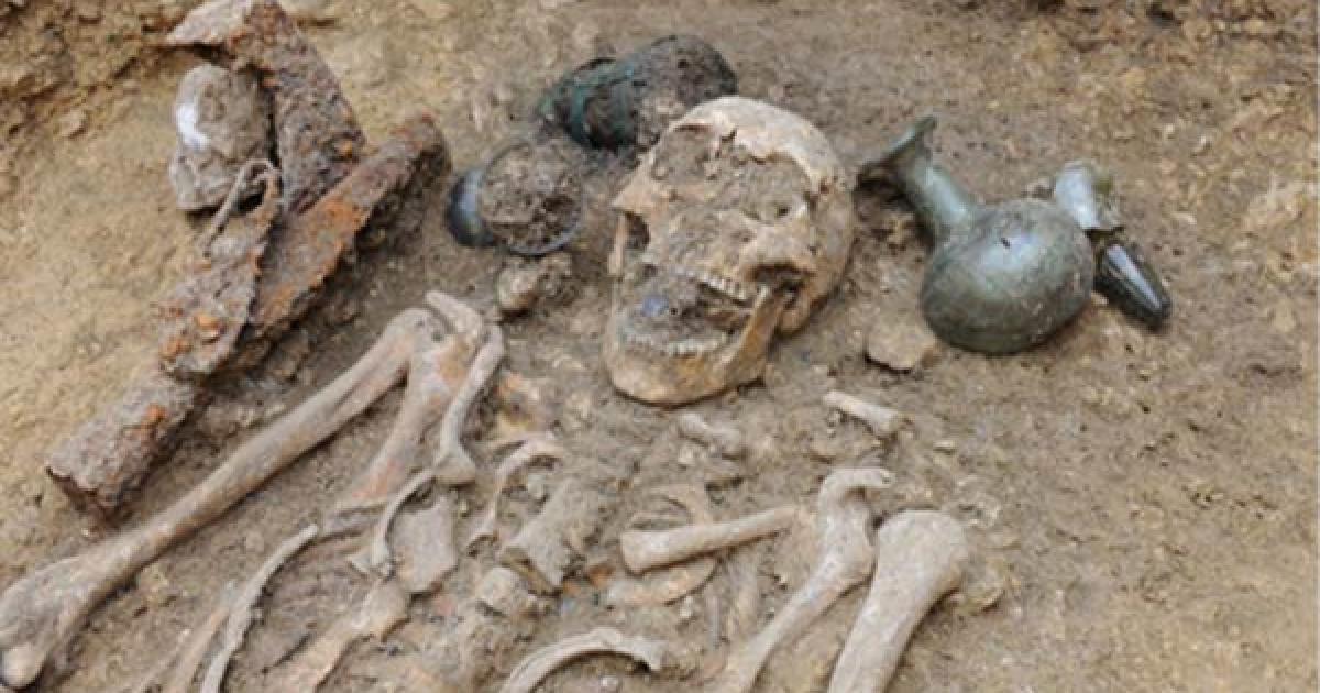 300 burials in ancient Merovingian necropolis