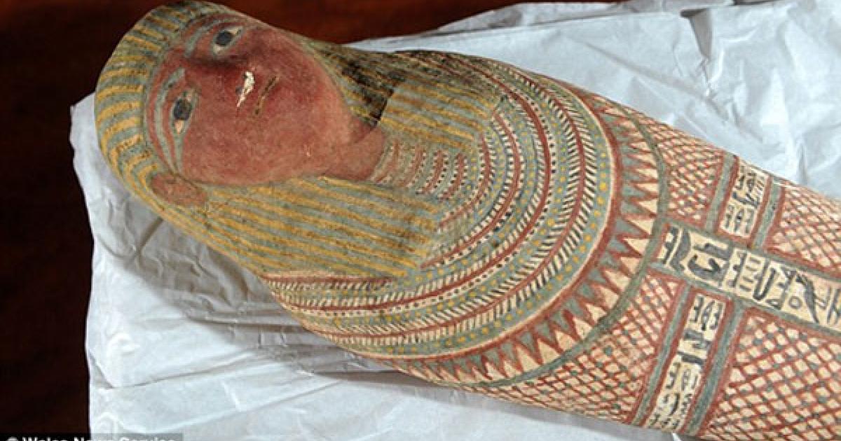 Infant-sized ancient Egyptian sarcophagus 