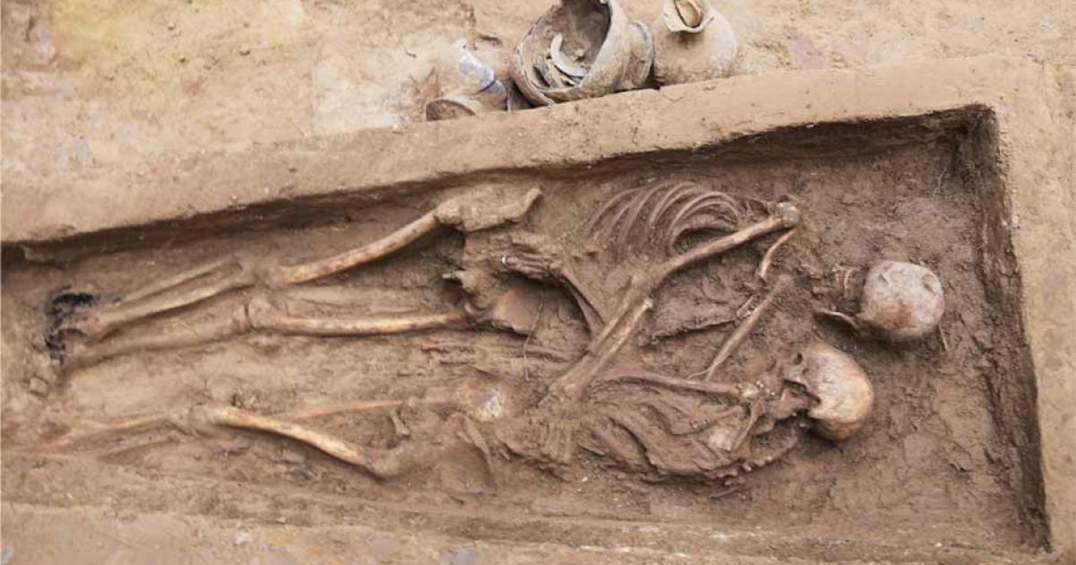 The North China Datong lover’s tomb couple wrapped around each other in an afterlife embrace, which was dated to about 1,600 years ago. The shiny ring on the on the woman’s ring finger has especially intrigued researchers.                        Source: Xinhua Net News