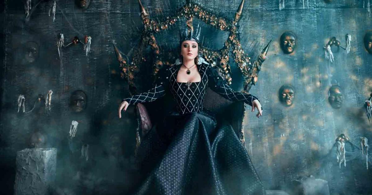 Mad Monarchs & Outrageous Emperors: 7 Crazy Rulers of the Ancient World