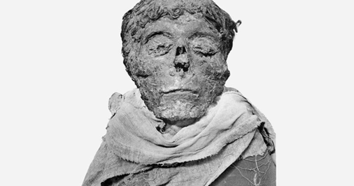 The mummified head of Egyptian pharaoh King Ahmose I, whose parents and grandparents were probably both sets of siblings.