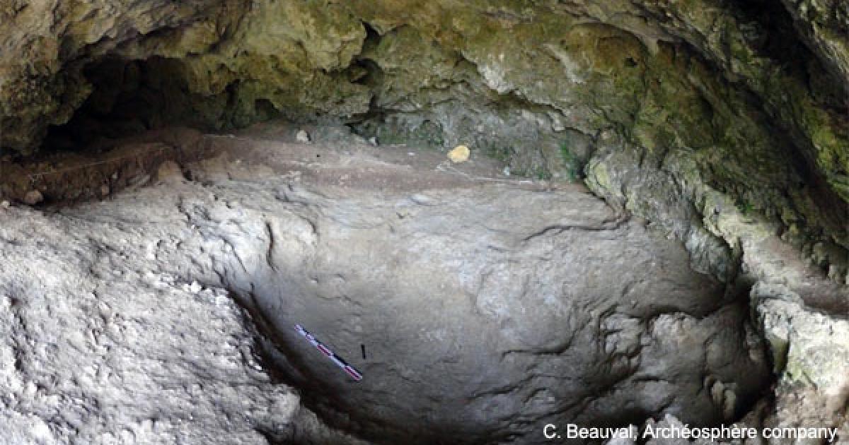 Neanderthal Graves