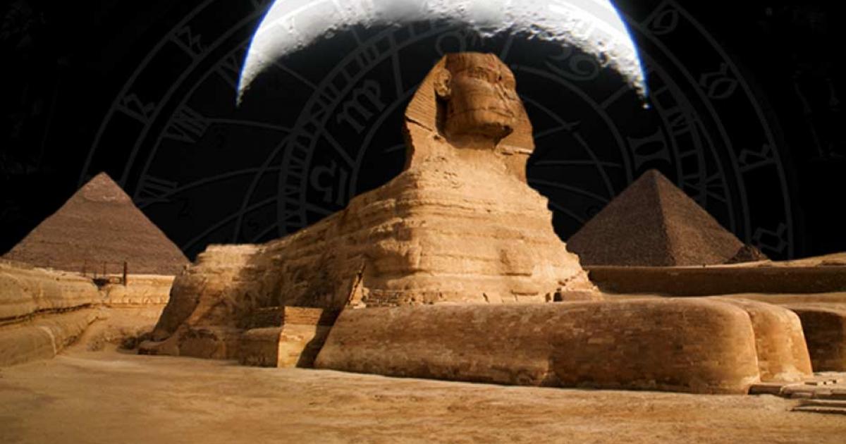 Giza, The Time Keeper of the Ages: Alignments, Measurements, and Moon Cycles 