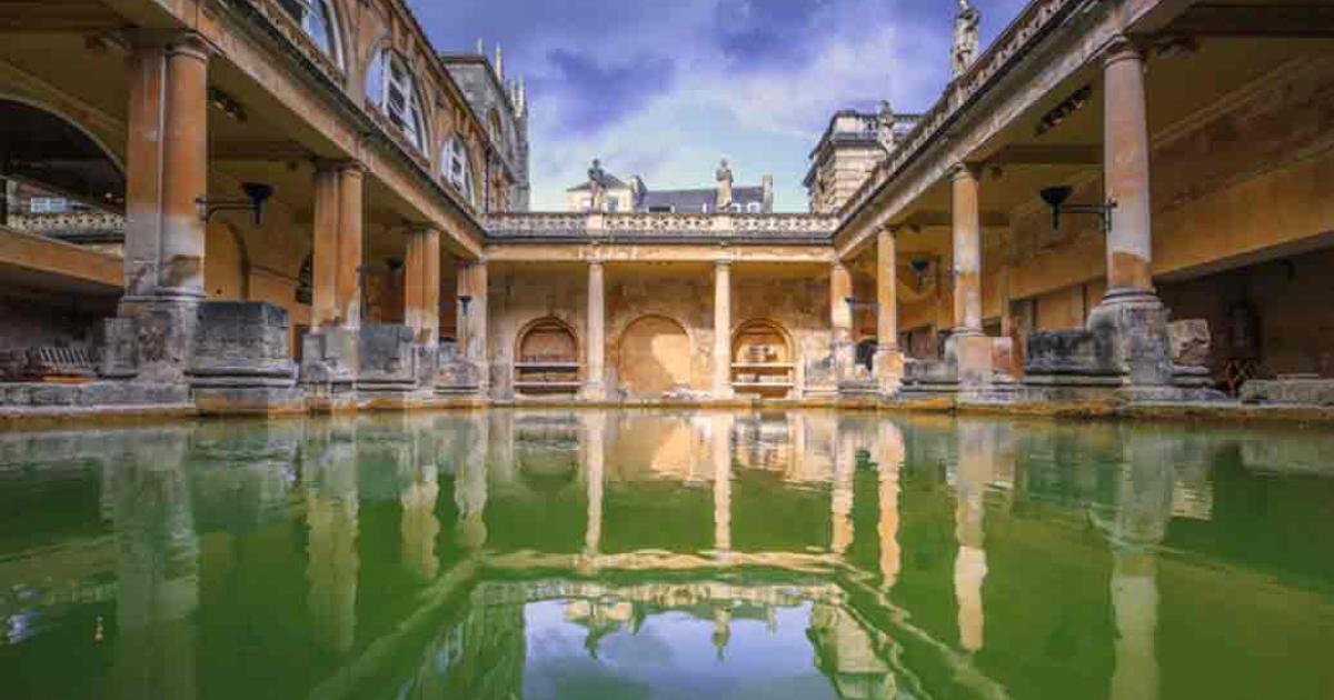 Roman Baths in Bath, England. The house is a well-preserved Roman site for public bathing. 	Source: bnoragitt/Adobe Stock