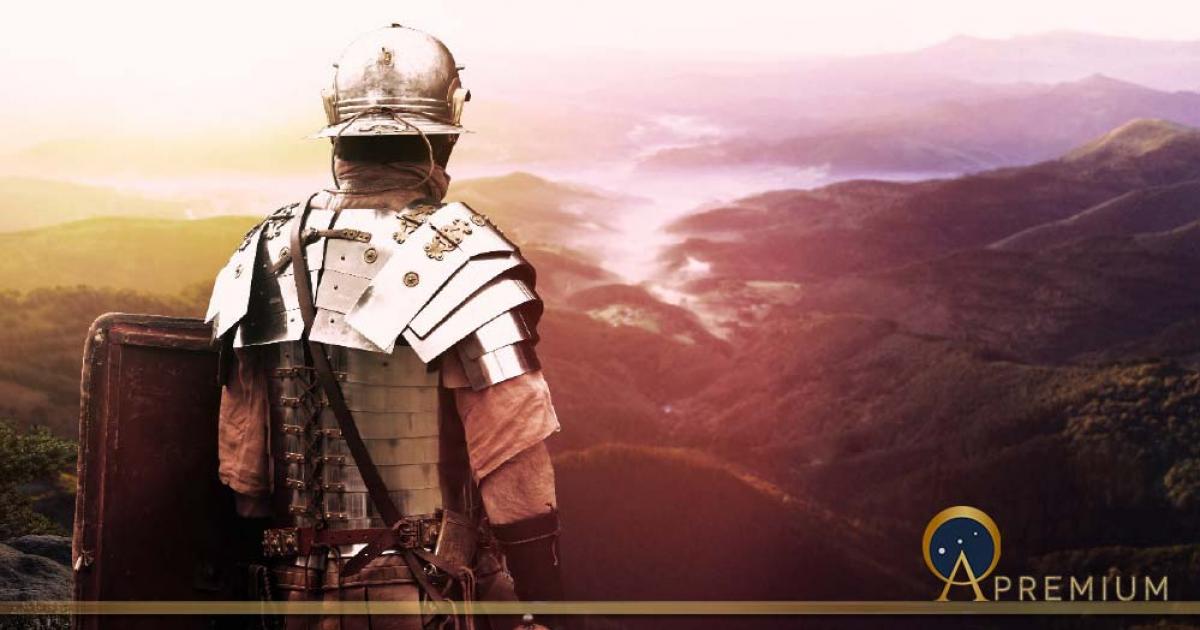Singular Roman soldier gazing over the glens ( serpeblu / Adobe Stock)