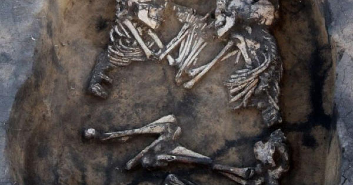 Skeletons embrace Siberia