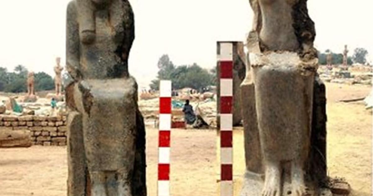 Two of the statues of the goddess Sekhmet. 
