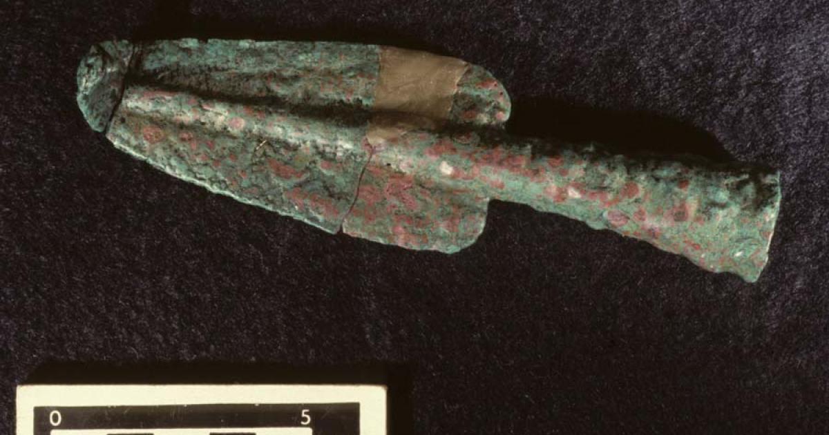 A metal spearhead discovered at Ban Chiang is just one of many metal artifacts that have helped turn traditional theories about Thai metal production on their head.          Source: The Ban Chiang Project/ Penn Museum