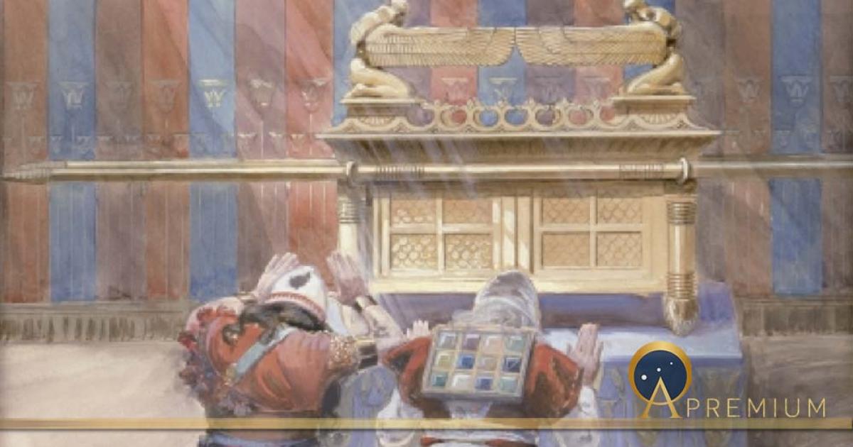 Moses and Joshua bowing before the Ark, by James Tissot, (c. 1900) (Public Domain)