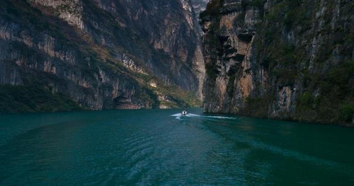 20 Han Dynasty Tombs - Three Gorges Dam