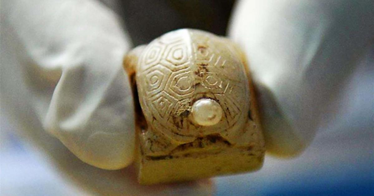 Remains of Disgraced Chinese Emperor Undergo DNA Analysis as more Treasures of His Tomb Are Revealed