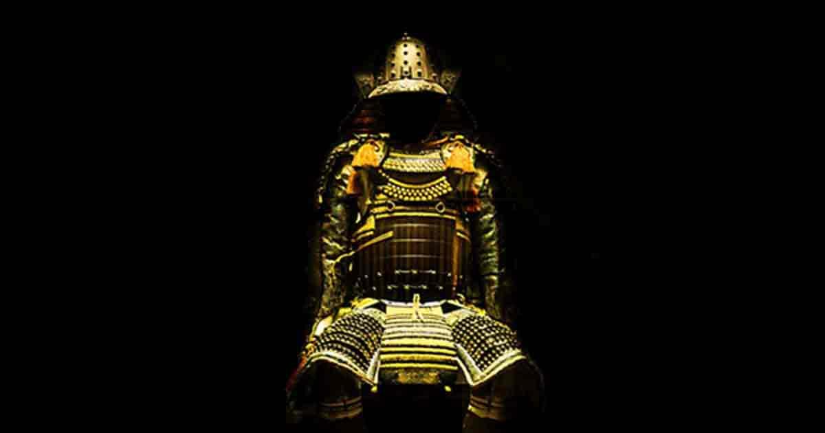Samurai gold armor statue. Source: Public Domain