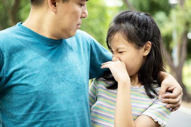 Even the smell of your own parents can be offensive. (Satjawat / Adobe Stock)