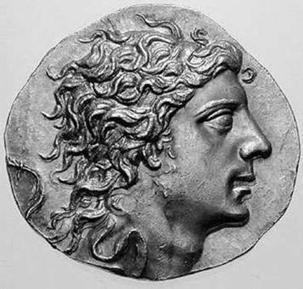 Figure 6 Portrait of Mithridates, silver tetradrachm, 75/74 BC. (CNG)