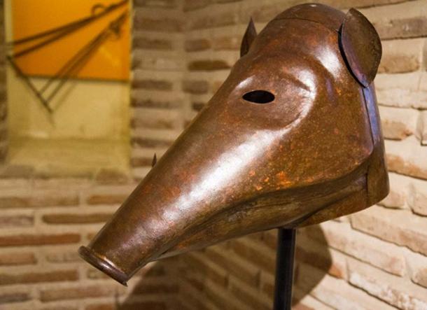A mask of shame. (Nathan Rupert/CC BY NC ND 2.0)