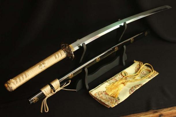 unknown weapons of the