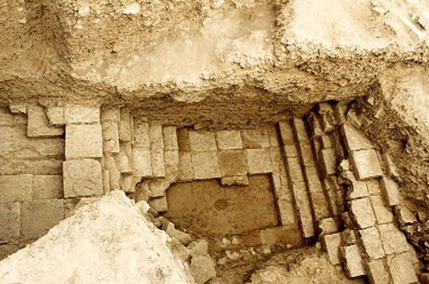 A section excavated at Tale-Ajori