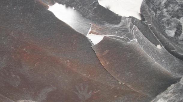 The same Aboriginal rock art as above but after the explosion. (Paul Tacon)