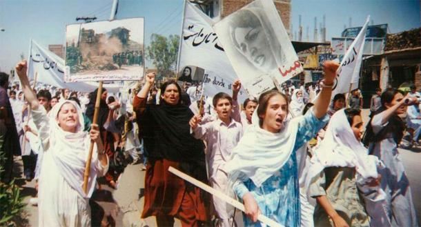 Activists protest against the Taliban on April 28, 1998 in Peshawar, Pakistan. (RAWA)