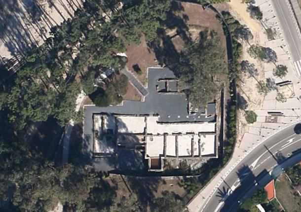 Aerial view of the Villa and Grounds.