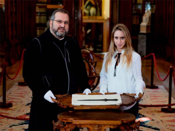 Aerial view of the prehistoric Arslantepe site near Malatya in Turkey, where the world’s oldest swords were unearthed. (Ramazan Cirakoglu/Wirestock / Adobe Stock)