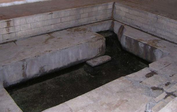 Ain Musa – the Spring of Moses – at the entrance to the Siq at Petra. (